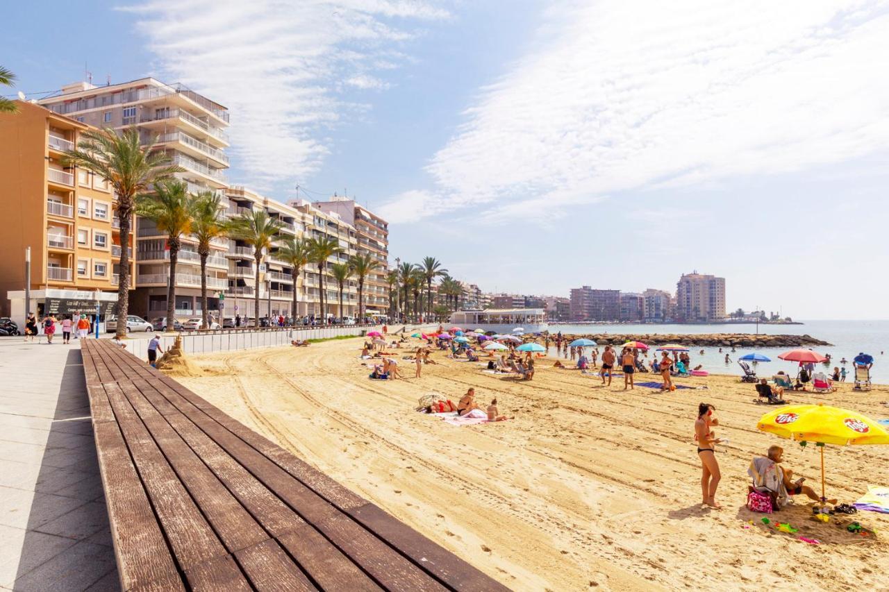 Apartamento Pink Maritimo Torrevieja Dış mekan fotoğraf