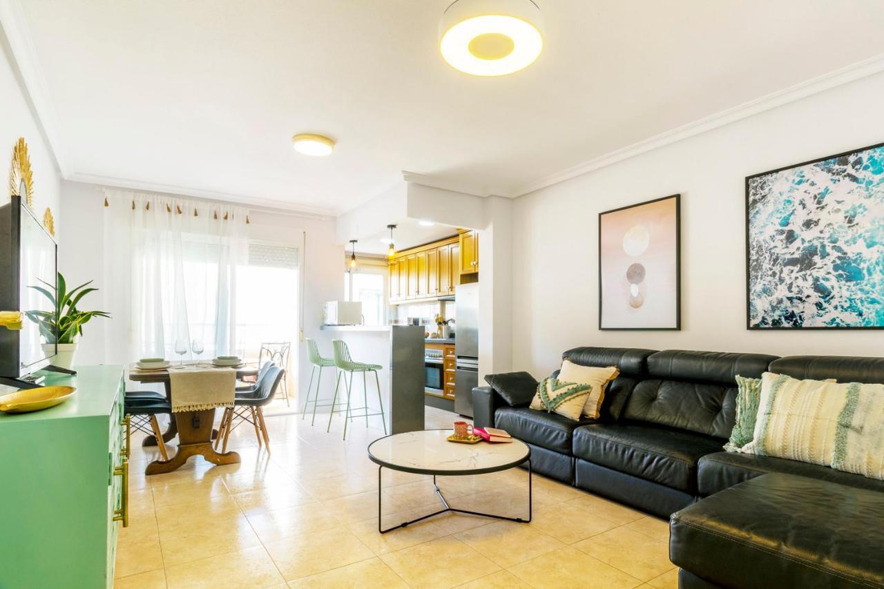 Apartamento Pink Maritimo Torrevieja Dış mekan fotoğraf