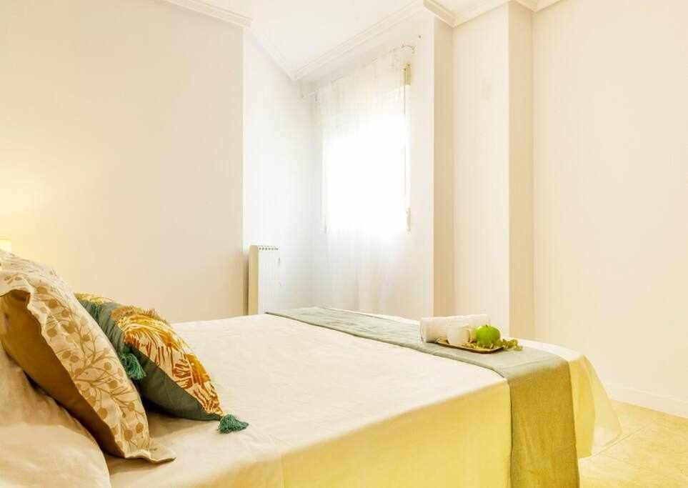 Apartamento Pink Maritimo Torrevieja Dış mekan fotoğraf