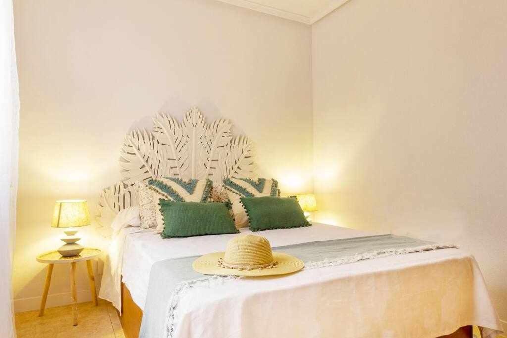 Apartamento Pink Maritimo Torrevieja Dış mekan fotoğraf
